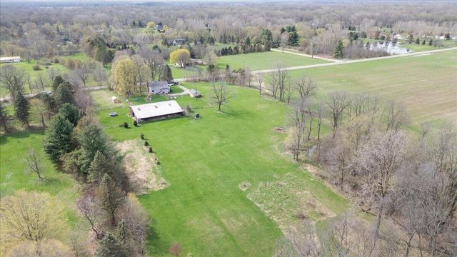 975 Elliott Road, Fowlerville, MI 48836