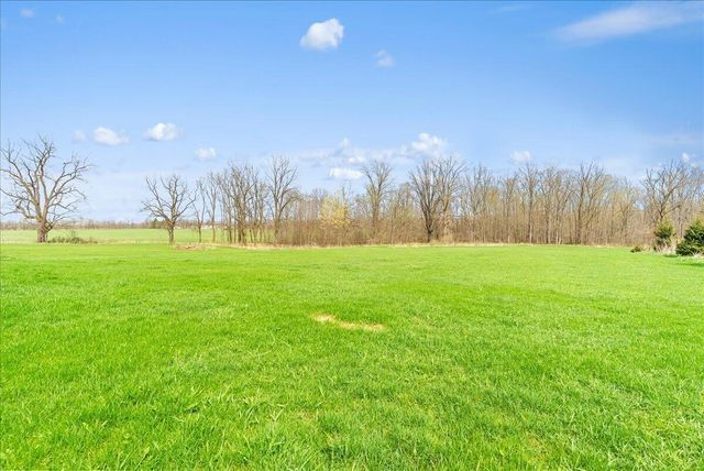 975 Elliott Road, Fowlerville, MI 48836