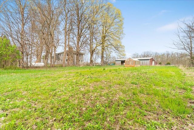 975 Elliott Road, Fowlerville, MI 48836
