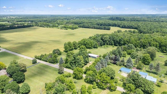 975 Elliott Road, Fowlerville, MI 48836