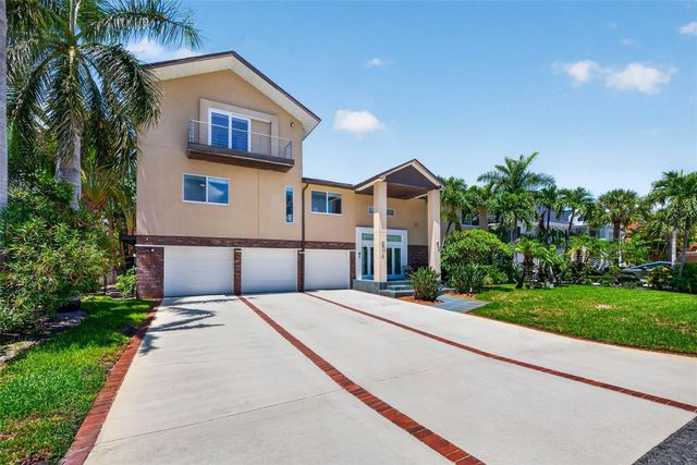 113 7TH STREET E, St Petersburg, FL 33715