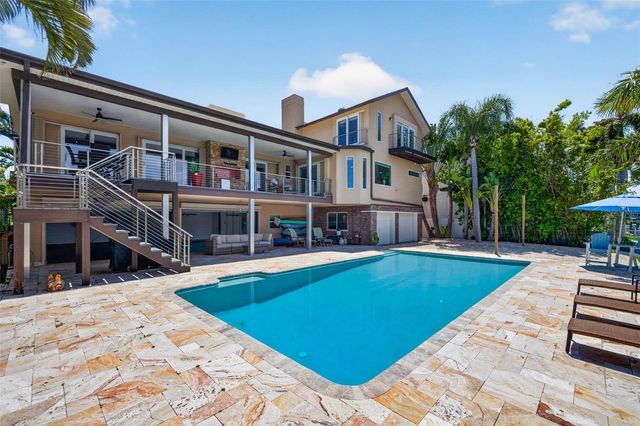 113 7TH STREET E, St Petersburg, FL 33715