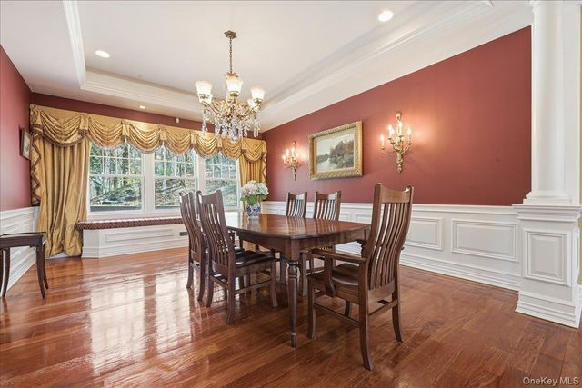 60 Harbor Road, Head Of The Harbor, NY 11780