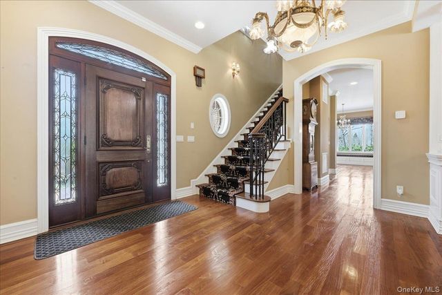 60 Harbor Road, Head Of The Harbor, NY 11780