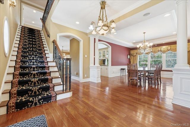 60 Harbor Road, Head Of The Harbor, NY 11780