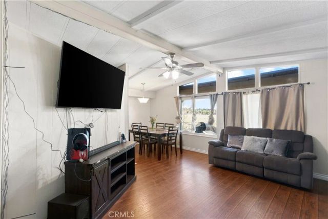 19078 Monterey, Hesperia, CA 92345