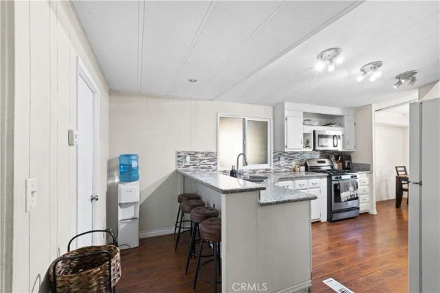 19078 Monterey, Hesperia, CA 92345