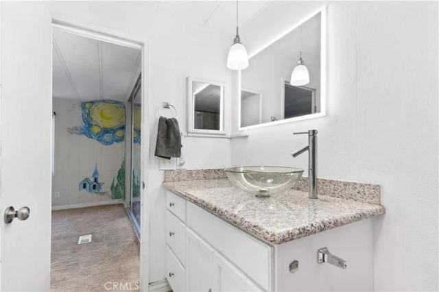 19078 Monterey, Hesperia, CA 92345