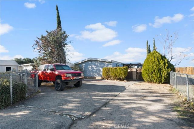 19078 Monterey, Hesperia, CA 92345