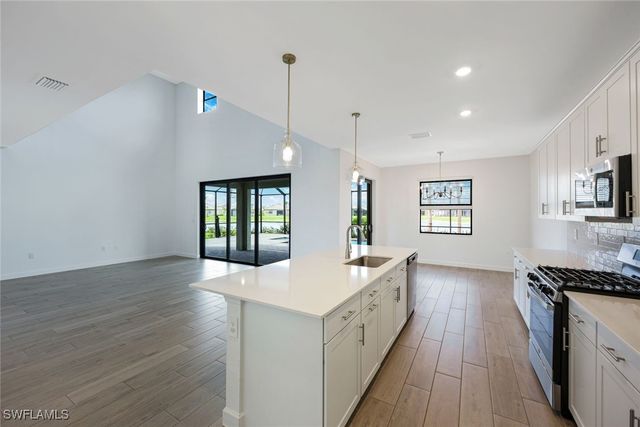 20669 Greenwich PL, Estero, FL 33928