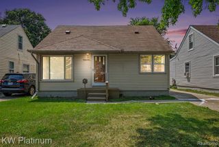 23755 Schroeder Avenue, Eastpointe, MI 48021