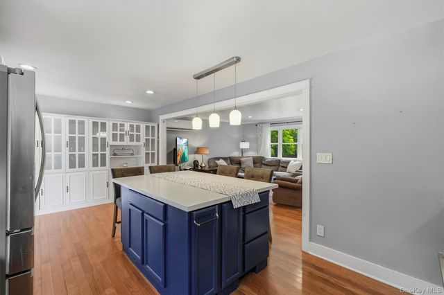 2 Netherwood Drive, Pleasant Valley, NY 12578