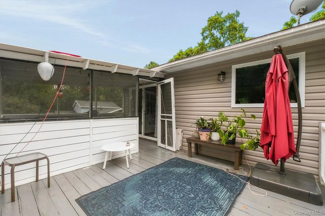 2 Netherwood Drive, Pleasant Valley, NY 12578