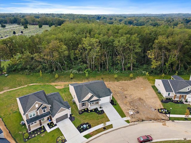 68 Ed Knoll Bend, Springboro, OH 45066