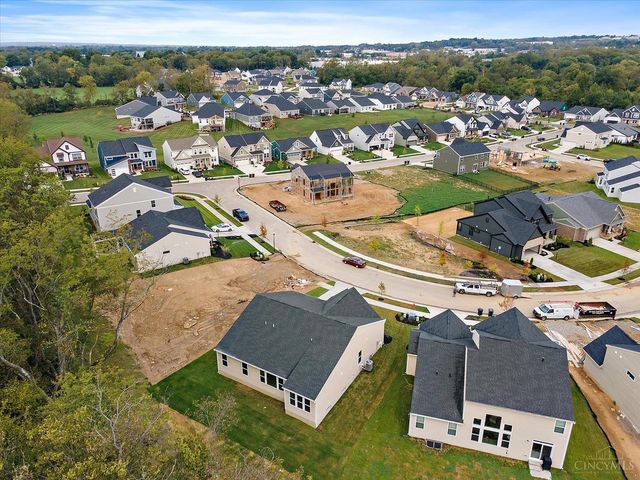 68 Ed Knoll Bend, Springboro, OH 45066
