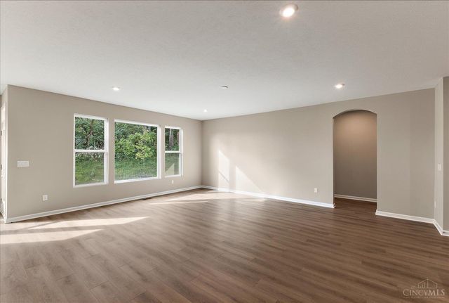68 Ed Knoll Bend, Springboro, OH 45066