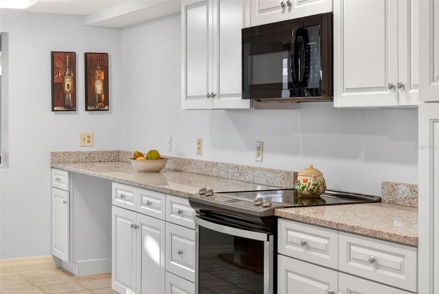 3804 NE 17TH STREET, Ocala, FL 34470