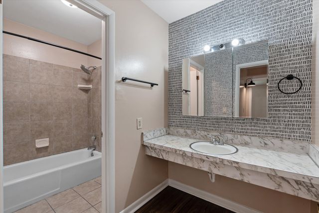 555 N DuPont Ave Apt C73, Madison, TN 37115