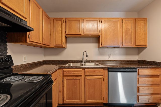 555 N DuPont Ave Apt C73, Madison, TN 37115