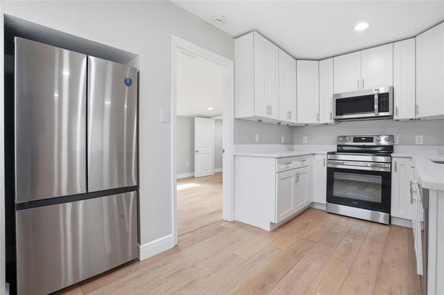 1013 N BASK DRIVE, Tampa, FL 33603