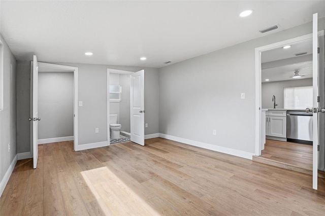 1013 N BASK DRIVE, Tampa, FL 33603
