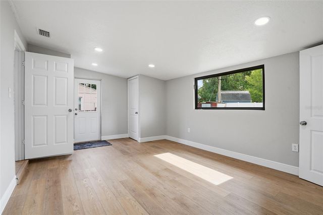 1013 N BASK DRIVE, Tampa, FL 33603