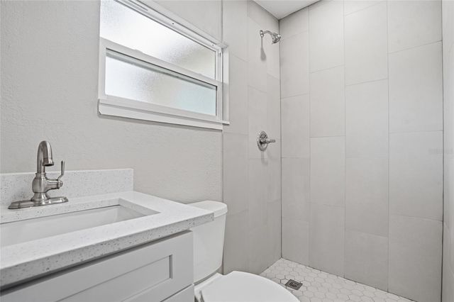 1013 N BASK DRIVE, Tampa, FL 33603