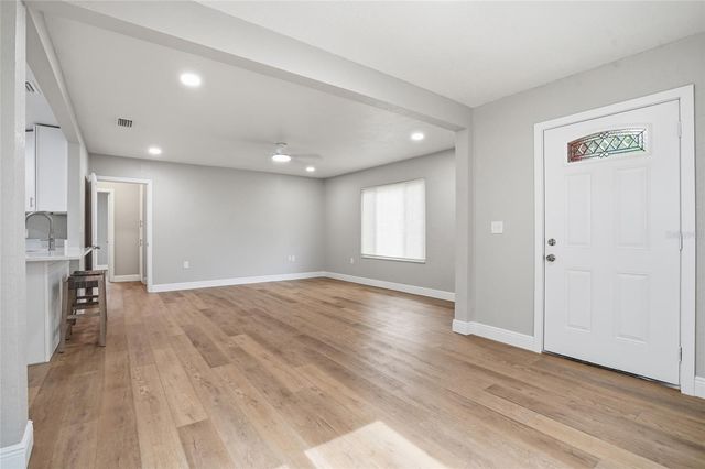 1013 N BASK DRIVE, Tampa, FL 33603