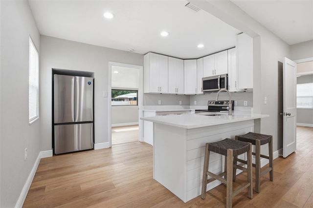 1013 N BASK DRIVE, Tampa, FL 33603