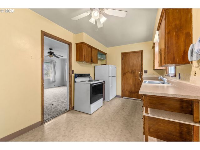 6818 Se 67TH Ave, Portland, OR 97206