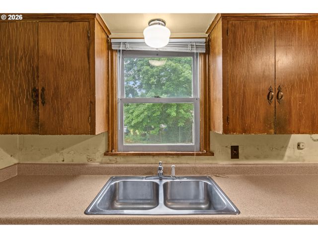6818 Se 67TH Ave, Portland, OR 97206