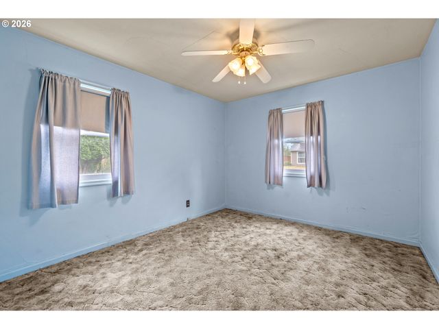6818 Se 67TH Ave, Portland, OR 97206