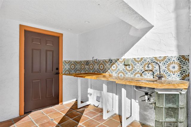 236 SAN SALVADOR DRIVE, Dunedin, FL 34698