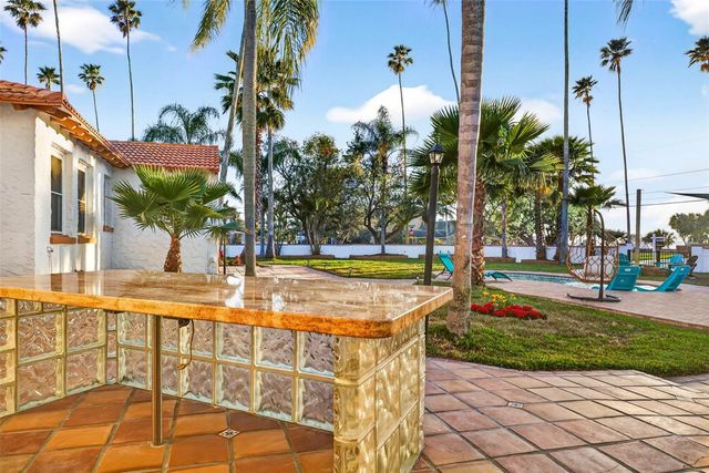 236 SAN SALVADOR DRIVE, Dunedin, FL 34698