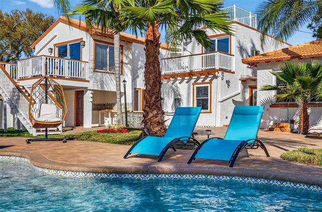 236 SAN SALVADOR DRIVE, Dunedin, FL 34698