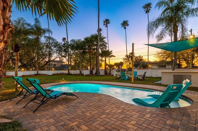 236 SAN SALVADOR DRIVE, Dunedin, FL 34698