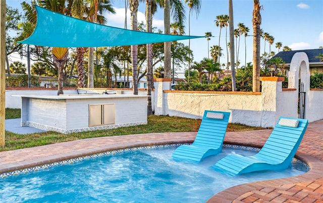 236 SAN SALVADOR DRIVE, Dunedin, FL 34698