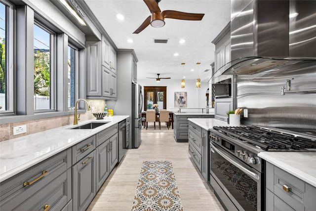 236 SAN SALVADOR DRIVE, Dunedin, FL 34698