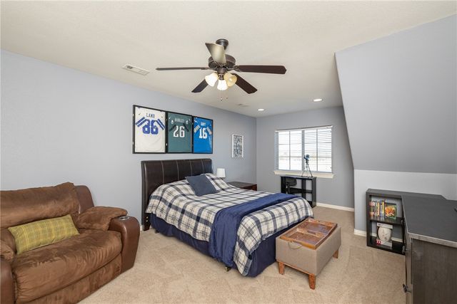 2116 Riverwater Lane, Fayetteville, AR 72703
