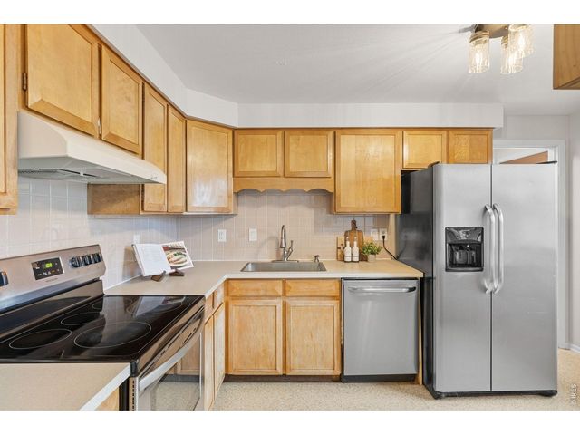 1010 S Terry St, Longmont, CO 80501