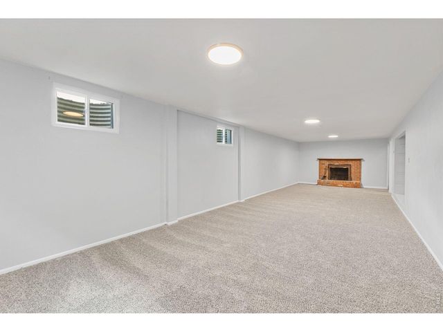 1010 S Terry St, Longmont, CO 80501