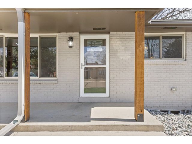 1010 S Terry St, Longmont, CO 80501