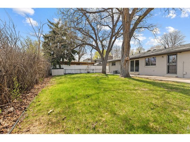 1010 S Terry St, Longmont, CO 80501