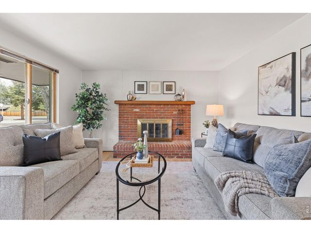 1010 S Terry St, Longmont, CO 80501