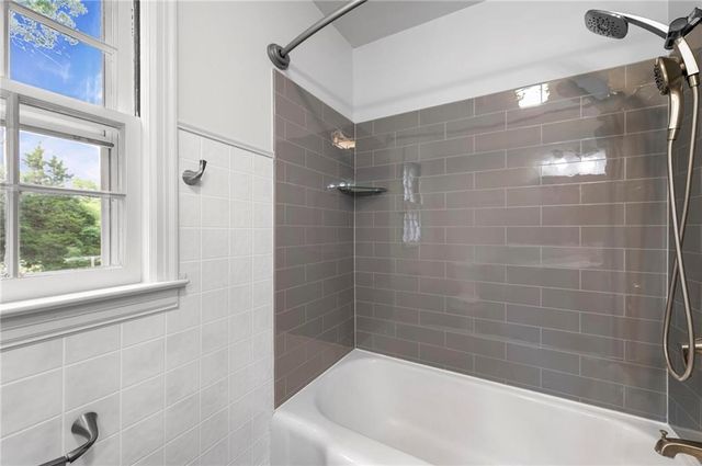 501 NE 87th Street, Kansas City, MO 64155
