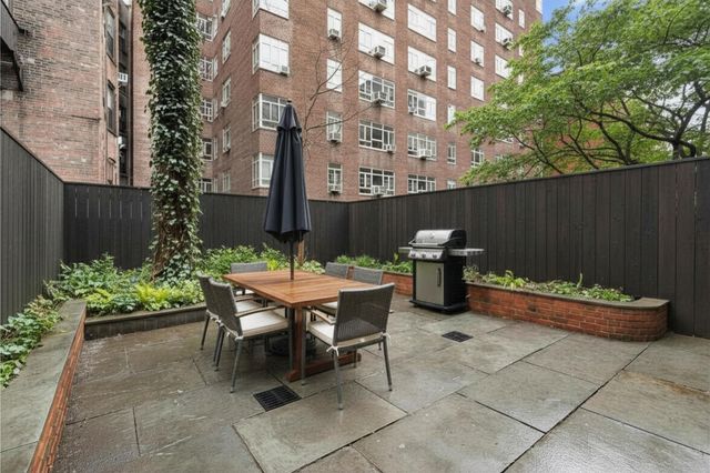 24 W 85th Street, New York City, NY 10024