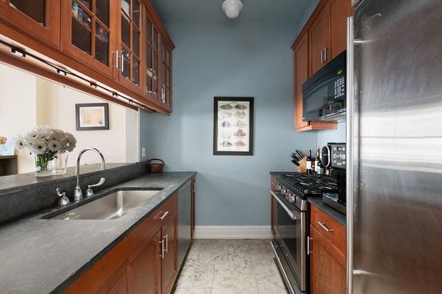 24 W 85th Street, New York City, NY 10024