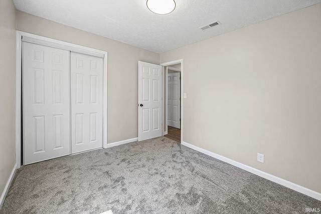 17 Brazos Circle, Lafayette, IN 47909
