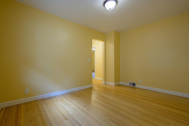 426 S Litchfield Avenue, Litchfield, MN 55355