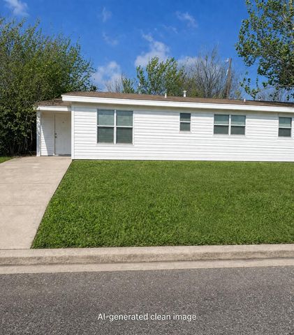 523 Lenora DR A&B, Taylor, TX 76574